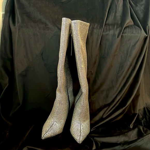 SIZE 9 Rhinestone Boots - Picture 2 of 5